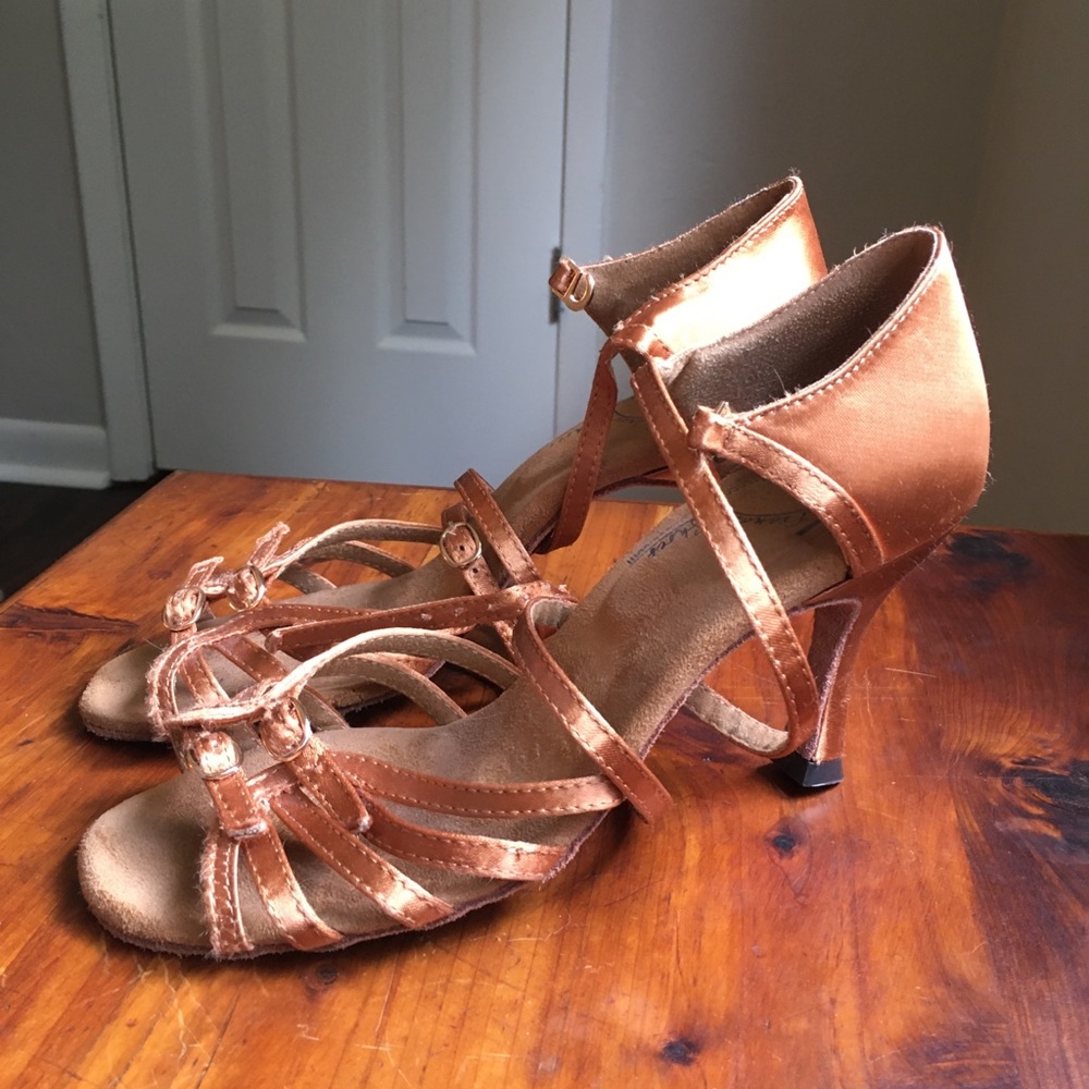 G. Franco 7.5 Salsa Heels 3"